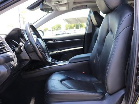 Used 2023 Toyota Camry XLE w/ Navigation Package AWD/4WD image 11