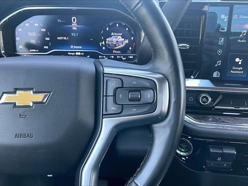 Used 2024 Chevrolet Silverado 2500 LTZ w/ LTZ Convenience Package AWD/4WD image 12