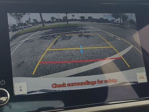 Certified 2025 Toyota Camry SE image 19