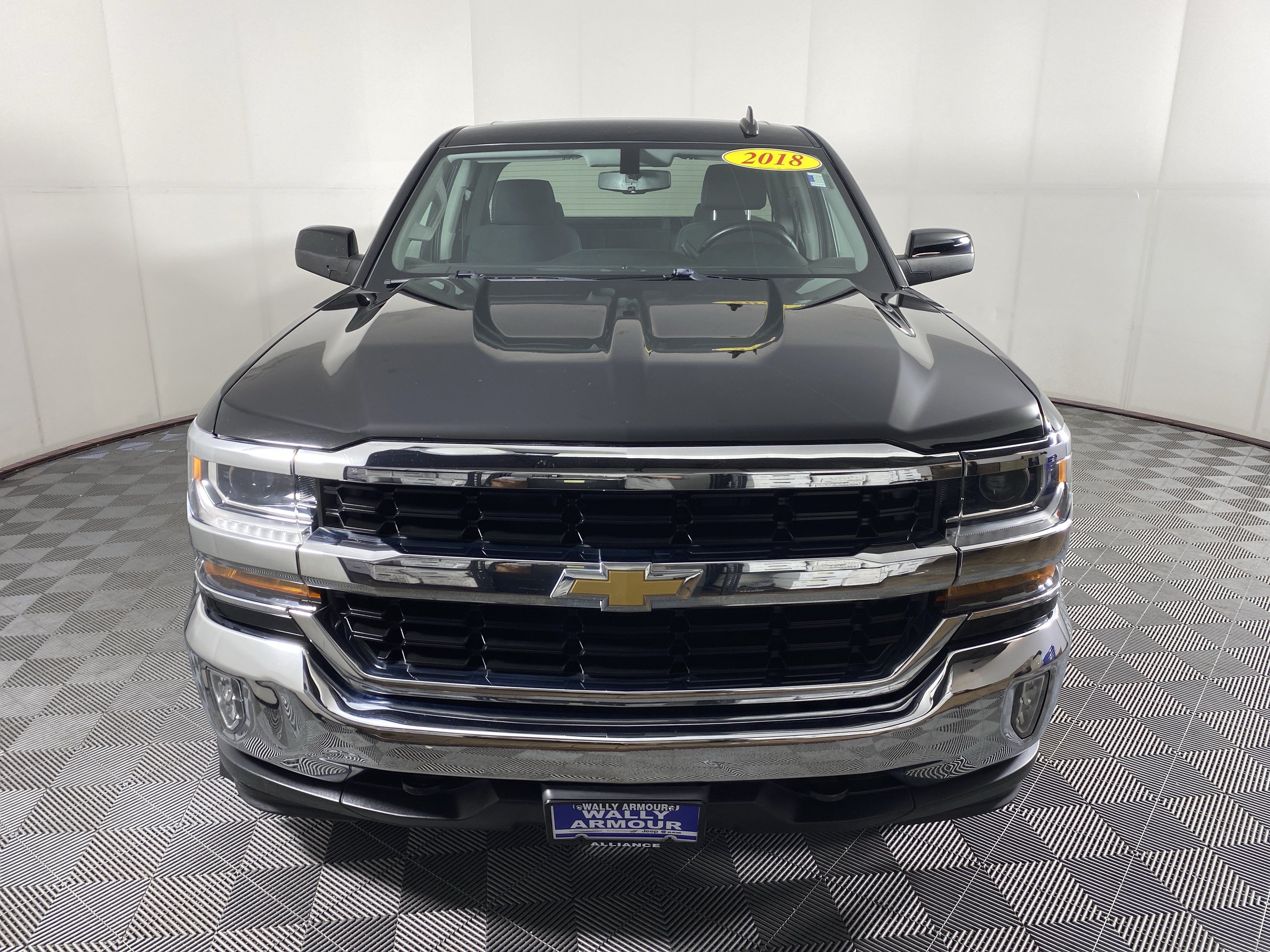 Used 2018 Chevrolet Silverado 1500 LT w/ All Star Edition AWD/4WD image 11