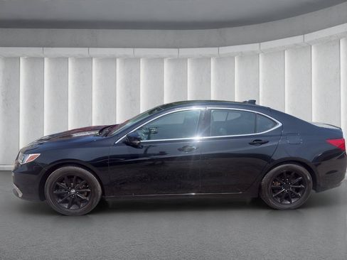 Used 2020 Acura TLX FWD image 2