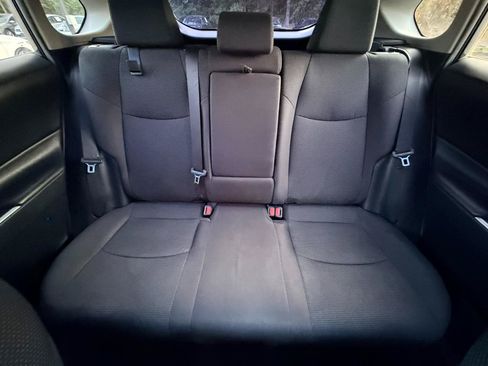 Used 2020 Toyota RAV4 LE FWD image 16