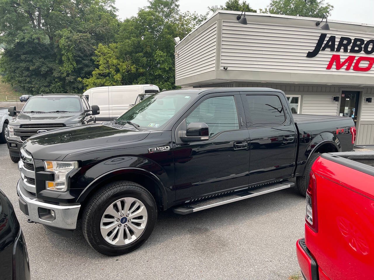 Used 2016 Ford F150 Lariat w/ Equipment Group 501A Mid AWD/4WD image 4