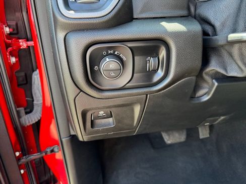 Used 2021 RAM 1500 Tradesman AWD/4WD image 15