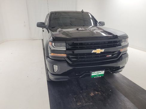 Used 2018 Chevrolet Silverado 1500 LT w/ All Star Edition AWD/4WD image 14