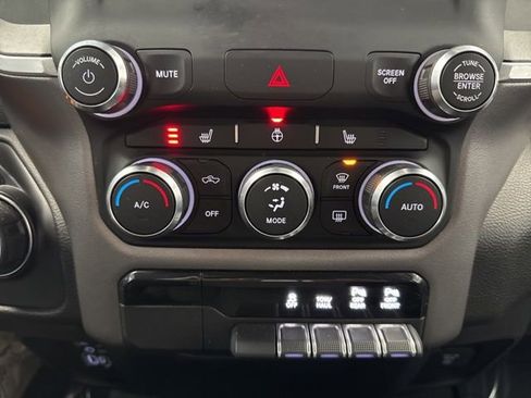 Used 2019 RAM 1500 Big Horn image 39