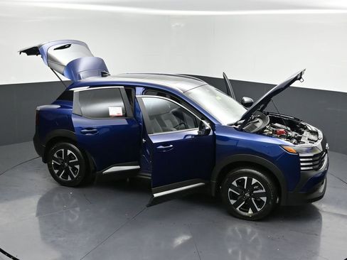 New 2026 Nissan Kicks SV AWD/4WD image 29