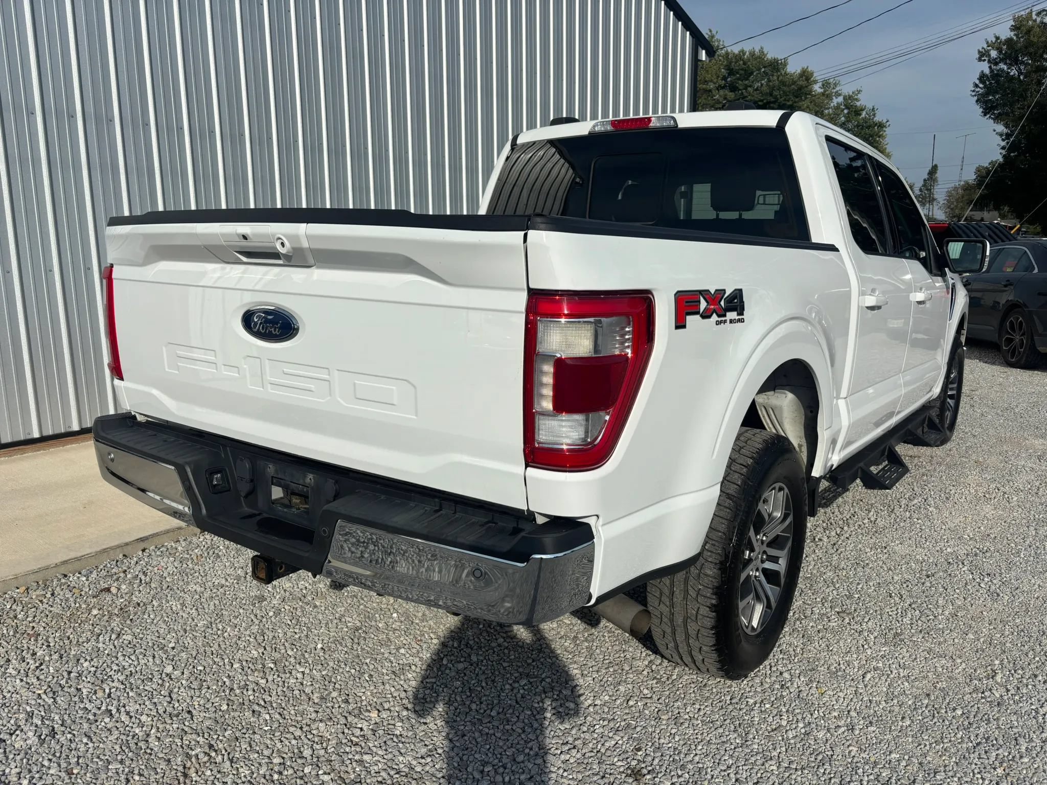 Used 2021 Ford F150 Lariat w/ FX4 Off-Road Package AWD/4WD image 12