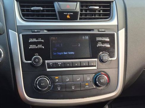 Used 2017 Nissan Altima 2.5 SR FWD image 14