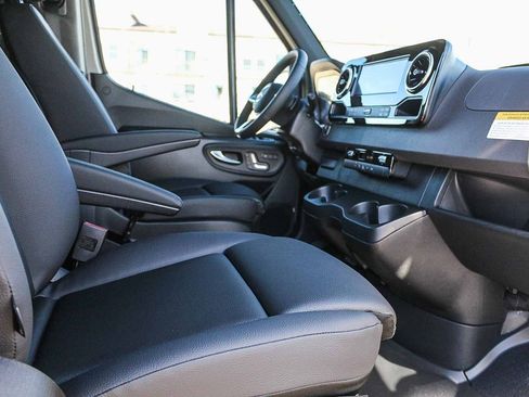 New 2026 Mercedes-Benz Sprinter 144 Cargo image 18