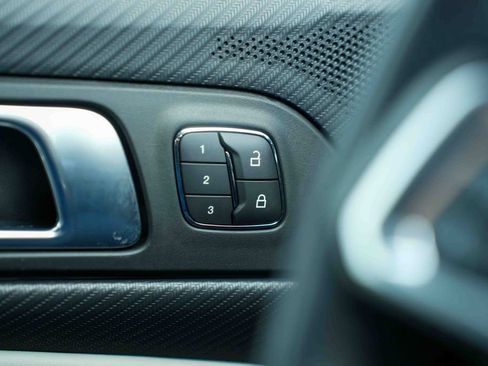 Used 2025 Ford Mustang Premium RWD image 28