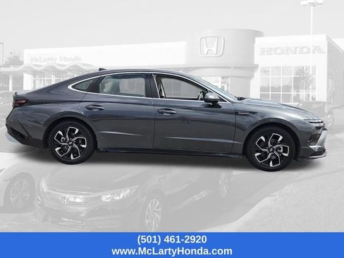 Used 2025 Hyundai Sonata SEL FWD image 6