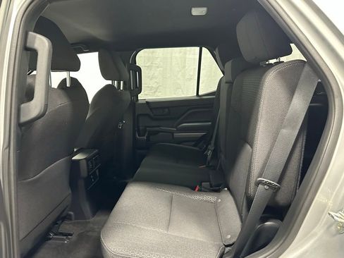 Used 2025 Toyota 4Runner SR5 AWD/4WD image 43