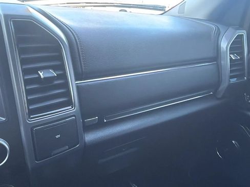 Used 2018 Ford Expedition Platinum AWD/4WD image 24