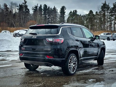 Certified 2022 Jeep Compass Limited w/ Elite Group image 3