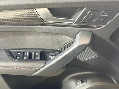 Used 2024 Audi SQ5 Prestige AWD/4WD image 22