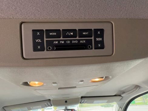 Used 2010 Nissan Titan PRO-4X w/ Pro-4x Leather Pkg AWD/4WD image 26