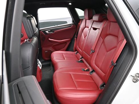 Certified 2022 Porsche Macan GTS AWD/4WD image 26