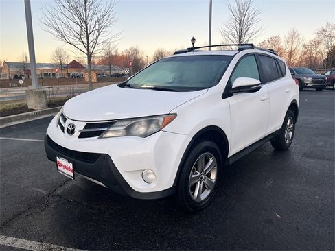 Used 2015 Toyota RAV4 XLE image 10