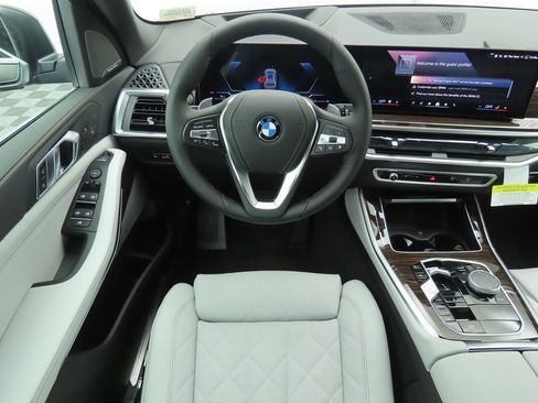 New 2026 BMW X5 xDrive40i image 10