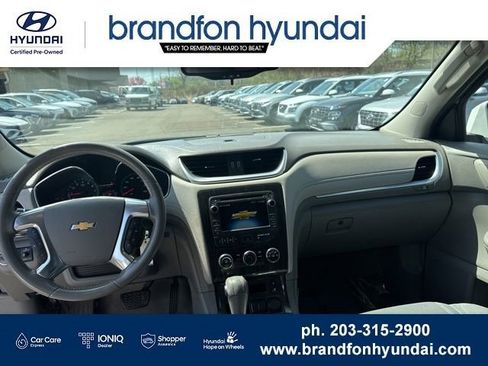 Used 2016 Chevrolet Traverse LT AWD/4WD image 13