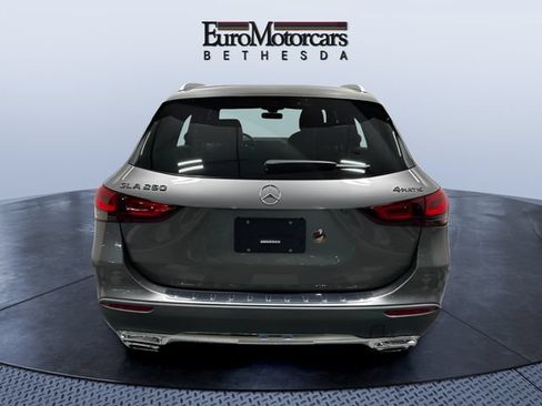 Used 2022 Mercedes-Benz GLA 250 4MATIC image 4