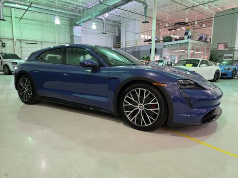 Used 2023 Porsche Taycan 4S AWD/4WD image 5