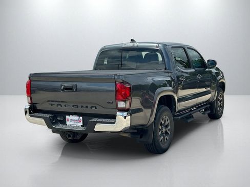 Used 2022 Toyota Tacoma SR5 image 5
