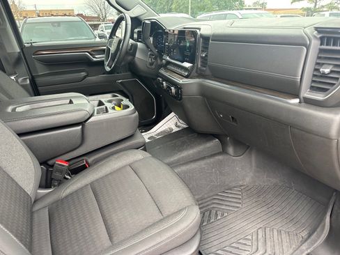 Used 2024 Chevrolet Silverado 1500 RST image 12