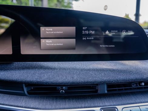 Used 2024 Lucid Air Touring AWD/4WD image 10