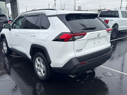 Used 2021 Toyota RAV4 XLE image 4