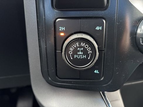 New 2025 Ford F150 XLT w/ Equipment Group 302A MID image 24