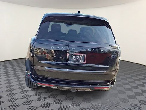 Used 2024 Land Rover Range Rover SE image 7