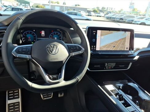 New 2026 Volkswagen Atlas Cross Sport SEL Premium R-Line AWD/4WD image 8