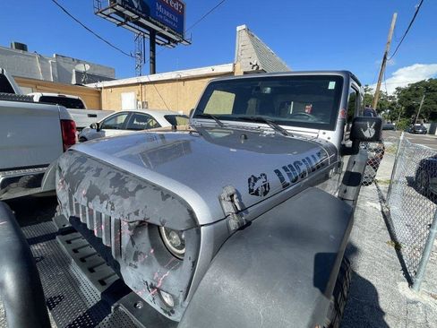 Used 2015 Jeep Wrangler Sport w/ Quick Order Package 24S AWD/4WD image 13