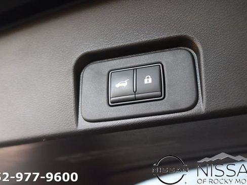 Certified 2024 Nissan Rogue SL FWD image 16