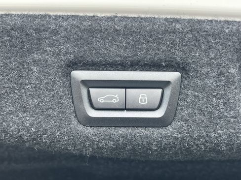 New 2026 BMW i5 eDrive40 w/ M Sport Package image 28