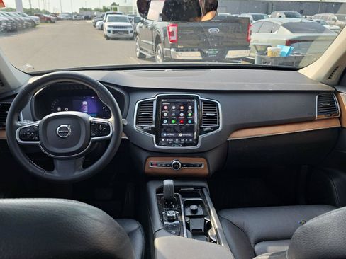 Used 2023 Volvo XC90 B5 Plus w/ Protection Package Premier AWD/4WD image 18