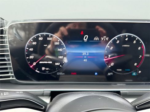 New 2025 Mercedes-Benz GLE 53 AMG 4MATIC image 13