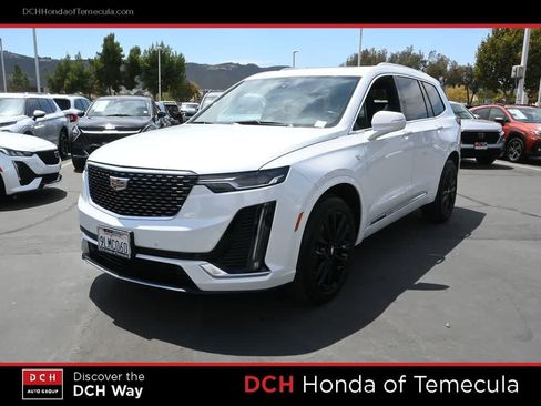 Used 2024 Cadillac XT6 Luxury FWD image 1