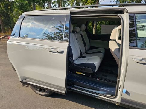 New 2026 Kia Carnival SX w/ SX Dark Edition Package image 29