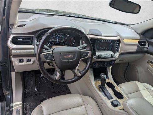 Used 2017 GMC Acadia Denali w/ Technology Package AWD/4WD image 10
