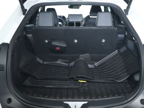 Used 2024 Toyota bZ4X Limited image 31