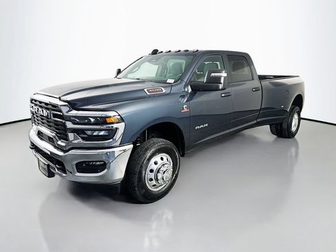 New 2026 RAM 3500 Big Horn AWD/4WD image 3