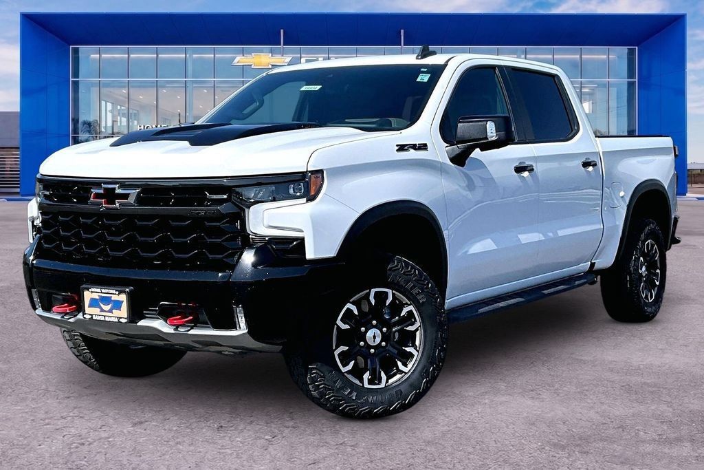 Used 2023 Chevrolet Silverado 1500 ZR2 w/ Technology Package AWD/4WD image 35