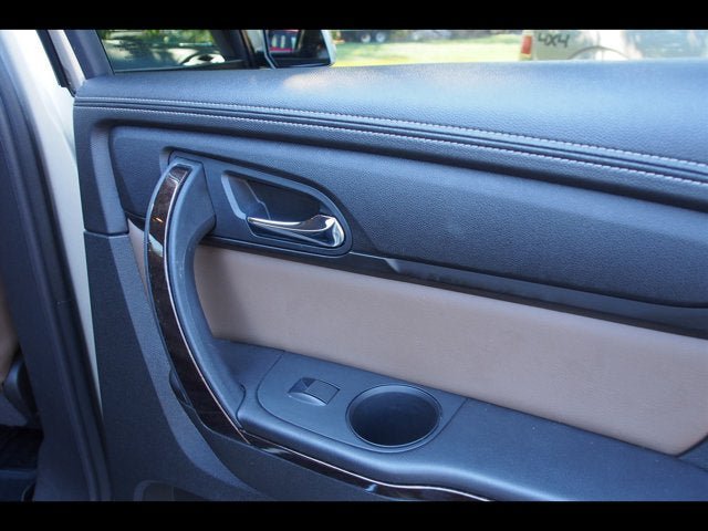Used 2015 GMC Acadia SLT w/ Technology Package FWD image 14