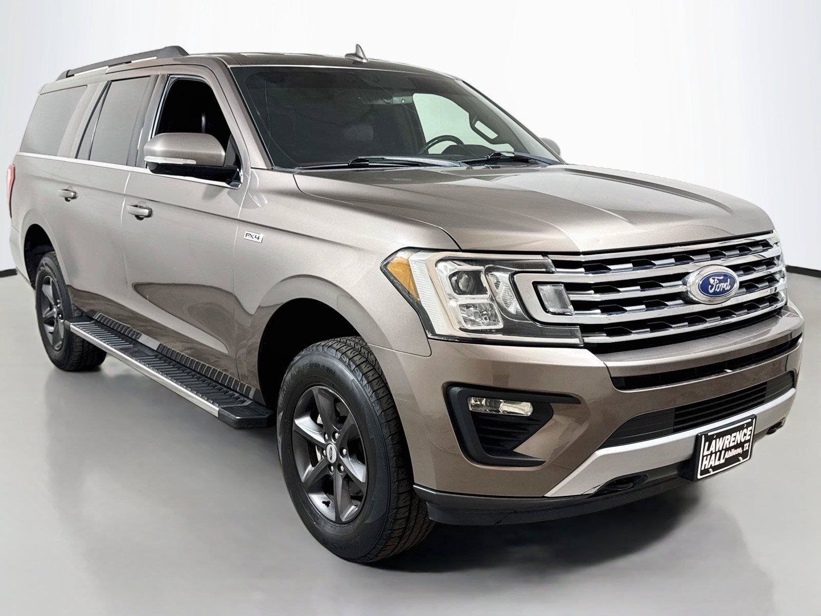 Used 2019 Ford Expedition Max XLT w/ Equipment Group 202A AWD/4WD image 3