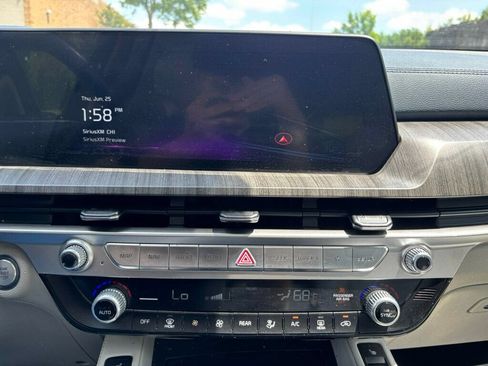 Used 2023 Kia Telluride EX FWD image 28