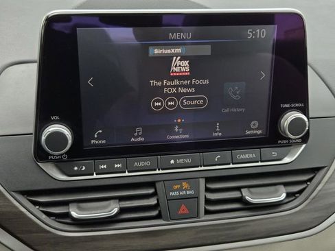 Used 2025 Nissan Altima 2.5 SV image 20