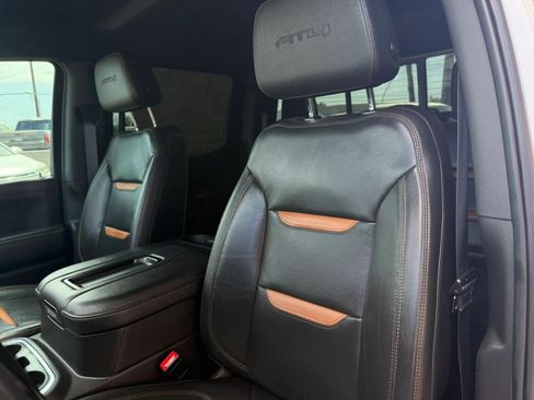 Used 2021 GMC Sierra 1500 AT4 w/ AT4 Preferred Package AWD/4WD image 40